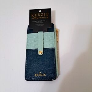 Kedzie Essentials Only Zippered Wallet NWT